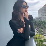 Harnaaz Kaur Sandhu Instagram - Here’s looking at you… Styled by @meemmap Dress @pinkapple_dresses Earrings @shopthetinycloset Heels @express Miami, Florida