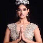 Harnaaz Kaur Sandhu Instagram - वाहे गुरुजी दा खालसा वाहे गुरुजी दी फतेह ❤️ We did it. 🥺 I said in my final answer, that I believed in myself and that’s why I was on that stage. I also want to mention a few people who believed in me too. Firstly I would like to thank my family and friends who have been there with me no matter what.They have seen me fall and get up and they have been there supporting me throughout. ❤️ @ruby6100 @hsmusics @gpdhillon_ Thank you @naughtynatty_g for being the driving force.Your energy is infectious and I still remember how you would enter the room and it would suddenly be filed with good vibes on the most tiring days during the national pageant. You motivated me and your “Chak de phatte” moments have stayed with me throughout my journey here. I hope I was able to bring you that kind of happiness when you saw me winning today. ❤️ Thank you @vineetjain12 for giving me this chance and the platform at LIVA Miss Diva 2021 and having the faith in me that I could represent India internationally. 🙏 Thank you to my panelists and designers who put together the woman who won the crown for India today. 🙏 Thank you to the @missdivaorg team, for standing by me, supporting me and being my driving force to win the crown. Thank you to the @missuniverse @realpaulashugart for believing I deserved this beautiful crown and the responsibility of being called Miss Universe. Lastly thank you to everyone who has showered me with so much love. I’m overwhelmed. कर हर मैदान फतेह 💫 आप सबको मेरी तरफ़ से ढेर सारा प्यार। Miss Universe 2021 is INDIA. 🇮🇳 @missuniverse Gown by @officialsaishashinde Earrings @putstyle07