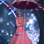 Harnaaz Kaur Sandhu Instagram - This is for you India! ❤️🇮🇳 Fashion Director @bharatg18 Outfit @abhinavmishra_ Jewellery @curiocottagejewelry Custom made Umbrella by @rezachirag @missdivaorg @missuniverse @timestalent #HarnaazSandhu #LIVAMissDivaUniverse2021 #MissUniverse2021 #MissUniverseIndia #MissUniverse #MissIndia #MU2021 #India