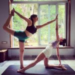 Harshita Gaur Instagram - It’s been a slow journey for me after my knee injuries and spine issues. Everytime I reach a certain level some complication happens and I have to stop it again. But yes everytime body’s threshold gets better. Grateful to yoga and yoga teachers to keep me going. Today I don’t want to think about how far I have come , am I getting better ?If I strech beyond will the complication kick in? Today I want to just thank my body for keeping up with me. Sometimes it’s only about being consistent. What else is anyway in our hands ! #internationalyogaday @garima_yogaaa ♥️ @anaahatthespace