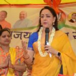 Hema Malini Instagram - Travelled from place to place covering all the wards for the local election campaign culminating in the election meeting for Mayor with Yogi ji in Mathura Vrindavan @myogi_adityanath @bjp4india @bjp4up #electioncampaign #mathuraelection