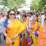 Hema Malini Instagram - Travelled from place to place covering all the wards for the local election campaign culminating in the election meeting for Mayor with Yogi ji in Mathura Vrindavan @myogi_adityanath @bjp4india @bjp4up #electioncampaign #mathuraelection