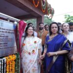 Hema Malini Instagram - Honorable Union Minister of State Shrimati Meenakshi Lekhi ji and I inaugurated the tourist facilities in Shri Madan Mohan Mandir and Shri Govind Dev ji Mandir. #shrimqdanmohanmandir #govinddevji