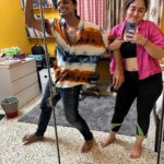 Ira Khan Instagram - Cuties🥰 @nupur_popeye @smriteep and my pink shirt.