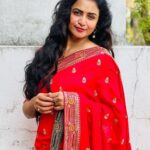 Janani Ashok Kumar Instagram - Just like a flower, you’ll bloom 🌸 If you take time to water yourself ✨💫💯 📸: @keets_makeover Chennai, India