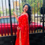 Janani Ashok Kumar Instagram - Just like a flower, you’ll bloom 🌸 If you take time to water yourself ✨💫💯 📸: @keets_makeover Chennai, India
