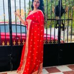 Janani Ashok Kumar Instagram - Just like a flower, you’ll bloom 🌸 If you take time to water yourself ✨💫💯 📸: @keets_makeover Chennai, India