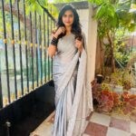 Janani Ashok Kumar Instagram - There’s always a way, if they really wanna stay..!🌸✨💫 - Wearing: @onlinegits PC: #mommydearest @santhanalakshmiashok Chennai, India