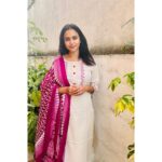 Janani Ashok Kumar Instagram - There’s nothing either Good or Bad, but thinking makes it so. - Wearing: @vintageclosetofkamali Chennai, India
