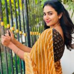 Janani Ashok Kumar Instagram - There isn’t a single person on this planet, who’s entitled to treat you like a shit. Remember that! Wearing: @shree_roopacollections Chennai, India