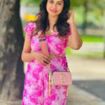Janani Ashok Kumar Instagram - ⵊɴ ᴛʜᴀᴛ Pᴀʀɪs ɪɴ ᴛʜᴇ Sᴘʀɪɴɢ ᴡᴇ ꜰᴏᴜɴᴅ ᴡʜᴀᴛ ᴡᴇ ʜᴀᴅ ʟᴏsᴛ ᴛʜᴇ ᴛʀᴜᴛʜ ᴀʙᴏᴜᴛ ᴍᴀɢɪᴄ. ATTⵊCUS 📸: @madhumitha_sivasankar Wearing: @myntra Shoe: @pumasportstyle @puma Paris, France