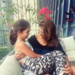 Jennifer Winget Instagram - Home away from Home! #singapore @aurianna.sia 💕 @shubzie 👯‍♀️