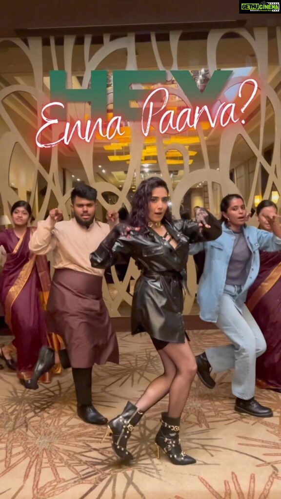 Jonita Gandhi Instagram - If you know me you know I LOVE to dance! And it would make me happiest to see you all dance with meeeeee! Try this fusion Kuthu hook step with me to my #1MinMusic song #HeyEnnaPaarva! Remix this reel or make your own ❤️ Can’t wait to see!
