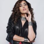 Jonita Gandhi Instagram - Fun fact: I was in ESL in kindergarten (ESL = English as a second language) Although my accent is very much Canadian when I speak English, I was raised in a very Indian home. My roots have always been part of my identity, no matter how North American I am, so I like to switch it up now and then. I know we all overuse the term fusion but guys I AM fusion… and sometimes, so are my outfits 💀🙃💕 #throwbackthursday