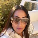 Kashmera Shah Instagram - #andiamready #songinmyhead #kashmerashah #reels #just #andjustlikethat #sèxybeast #sexy #hot #babe #sizzling #bollywood #bollywoodsongs #bollywoodstyle #bollywoodmovies #kashmirashahsexy