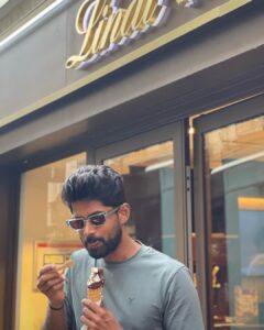 Kathir Instagram - Meant for each other🍦
.
.
.
#Paris #icecream #Lindt #Throwback