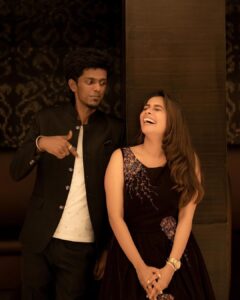 Keerthi shanthanu Instagram - Hosting along with @bjbala_kpy is semma fun🤩 sweet guy!
For #pichaikaran2 audio launch !
Thank u @camerasenthil anna for these quick & fun captures 🤩
Outfit : @malarvikrambridalcouture