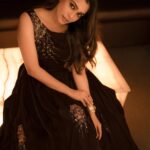 Keerthi shanthanu Instagram - Chocolate 🤎 Got ready to host #pichaikaaran2 audio launch ! Wearing @malarvikrambridalcouture @malarvikram_pret 🤎 Clicked by @camerasenthil anna🤎 #brown #brownie #chocolate