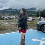 Ketika Sharma Instagram - Alexa play #jaanavule 🥰 #random #attachments #shoot #locations #innsbruck #austria #bts Innsbruck, Austria