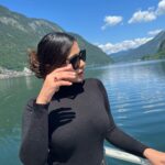 Ketika Sharma Instagram - I’m in a Sunday kinda love with #hallstatt the nature-heaven 😍 #hallstatt #austria #tb #sobeautiful #takemeback Hallstatt Lake