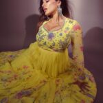 Ketika Sharma Instagram - different shades of my favourite colour 💛 Styled by @rashmitathapa Wearing @kaastaanbydivaajain Shot by @puchi.photography Makeup @makeupartist_arti #tb #anarkali #styled