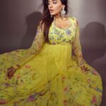Ketika Sharma Instagram - different shades of my favourite colour 💛 Styled by @rashmitathapa Wearing @kaastaanbydivaajain Shot by @puchi.photography Makeup @makeupartist_arti #tb #anarkali #styled
