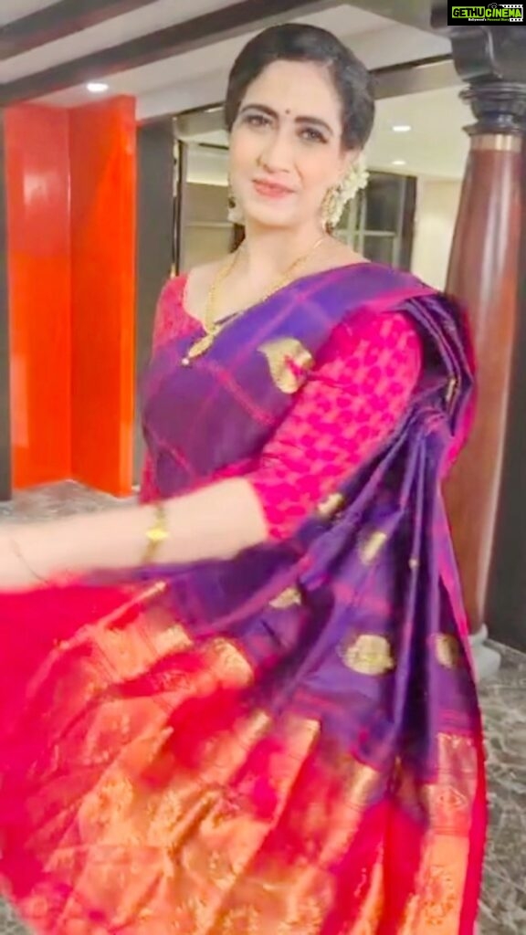 Komal Sharma Instagram - Beautifully draped in a timeless saree ✨ A classic look that never fails to impress 💃 # #actress #malyalamactress #tamilactress #kollywoodactress #bollywoodactress #saree #indianwear #indianactress #actor #tamilactors #actors #actorslife #woman #bollywood #tamilmovies #film #performer #acting #movies #kollywoodcinema #photoshoot #films #artist #movie #moviescenes #indianmodel #gorgeous