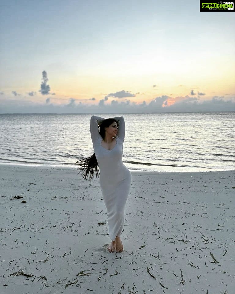 Komal Sharma Instagram - In love with the sea ❤️ #actress #Komalsharma #Model #travel #life