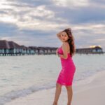 Kritika Sharma Instagram - Aquaholic 💙 Location @velassarumaldives Pristine beaches and beautiful sunsets ! Outfit @urbanic_in 📸 @mesmerizingmaldivesphoto Travel partner @osmoholidays VELASSARU MALDIVES