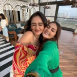 Kritika Sharma Instagram - Rakshabandhan hai kal sab log ready Ho nA ? @tanyasharma27 #sharmasisters #rakshabandhan #siblings #sharmasisters #comedy #sisters Mumbai, Maharashtra