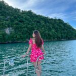 Kritika Sharma Instagram - Sunset cruise by @mantablucruises ! Outfit @luluandskyofficial #travel #malaysia #langkawi #trip #cruise Langkawi Island