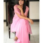 Lahari Shari Instagram - Strike a pose and soak in the beauty of life! 📸✨ Embracing all the greatness life has to offer. 💖 Stylist : @adamohyd Attire : @ohanahyd Photographer : @ganeshpeddireddy #LifeIsBeautiful #FeelingBlessed #PositivityOverload #LivingMyBestLife #PosingGoals #FeelingGreat #LifeIsBeautiful #StayPositive Hyderabad