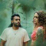 Lena Kumar Instagram - Pareedumo …, song from Olam out now!! Link in story. OLAM August 4 in theatres @arjun_ashokan @binupappu @harisree_asokan @nobymarcose @vs_abhilash_ @punathilproductions @samjithmhd @renganaath_r @iminemyme @arun_thomas_official @neeraj_revi @mirash_reeligious_ @anamay_prakash @aravindputhussery @prajeeshprabhasan @suresh_chandra_menon @olamfilm #olam #malayalam #movie #music @trendmusicsouth