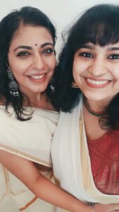 Leona Lishoy Instagram - Biggest birthday squeeze to my sister @tanya_gijy ♥️🤗. Wishing you a life filled with art, kindness and irreplaceable joy :)

#mychedathiwhocallsmechechi