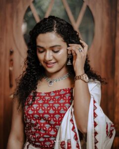 Mareena Michael Kurisingal Instagram - Ok maveli bye bye now🥰
#onam2023