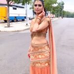 Meenakshi Dixit Instagram - This one for the re-mix, love it ❤️ #meenakshidixit #love #reelsinstagram #reels #trendingreels #instagramreels #trending #trendingsongs #instagood #reelitfeelit