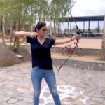 Meenakshi Dixit Instagram - Dil toh bachcha hai ji ❤️😍 #meenakshidixit #instagood #reelitfeelit #reelsinstagram #reels #happiness #fun #love #trendingreels #trending