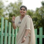 Meera Nandan Instagram - Laughter/drama ? What’s your take? #cwc #asianet #newshow #smile #allsmiles #laughter #happy #positivevibes #instagood #love @unnips @hazilmjalal @bcos_its_silver @alka.hari Kochi, India