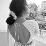 Mithila Palkar Instagram - Monotone is poetic, kadha? :)