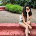 Mithila Palkar Instagram - Stages of slipping into the #susegad realm post a scrumptious Goan fish thaali 🤤🫠😴 Goa India