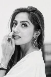 Monica Khanna Instagram - An ENDING is followed by a BEGINNING 💛

JEWELLERY BY -@studio6jewels

#savage #trendingsongs #trending #messy #kolkata #kolkataevent #white #strongwomen #love #event #jewelry #instagood #instagram #reelsinstagram #picture #photography