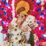 Monica Khanna Instagram - प्रातः स्मरामि गणनाथमनाथबन्धुं सिन्दूरपूरपरिशोभितगण्डयुगमम् उद्दण्डविघ्नपरिखण्डनचण्डदण्ड माखण्डलादिसुरनायकवृन्दवन्द्यम् ॥ Darshan Day 5 #ganapati #ganeshchaturthi #ganesh #aarti #bappa #bappamorya #day5 #gratitude #majhabappa #happiness #gannu #gampu #gannubappa😘 #yellow #yellowfeta #yellow #whiteday Mumbai, Maharashtra