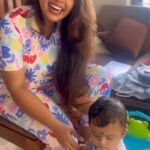 Mridula Vijay Instagram - Only mamas can relate this 🤪✌🏻 @dwanikrishna_official MUA @pooja_vysh_makeovers Costume @pradwana Jwellers @planetjewel
