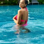 Mugdha Godse Instagram - Goa diaries… missing the sun this time… Always beautiful though… ❤️🤗🌺 Photo credit to the fit n healthy, inspiration to many ❤️ @rahuldevofficial #love #happiness #water #blue #mogra #jasmine Alila Diwa Goa