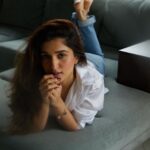 Nidhi Shah Instagram - He said, “you are beautiful” I told him “Beautiful” Is a lazy and lousy way to describe me. 🌸 . . . . 📸 - @theguywithacanon