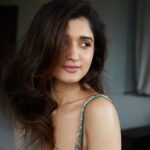 Nidhi Shah Instagram - Fooling around🤪 . . . . 📸- @theguywithacanon