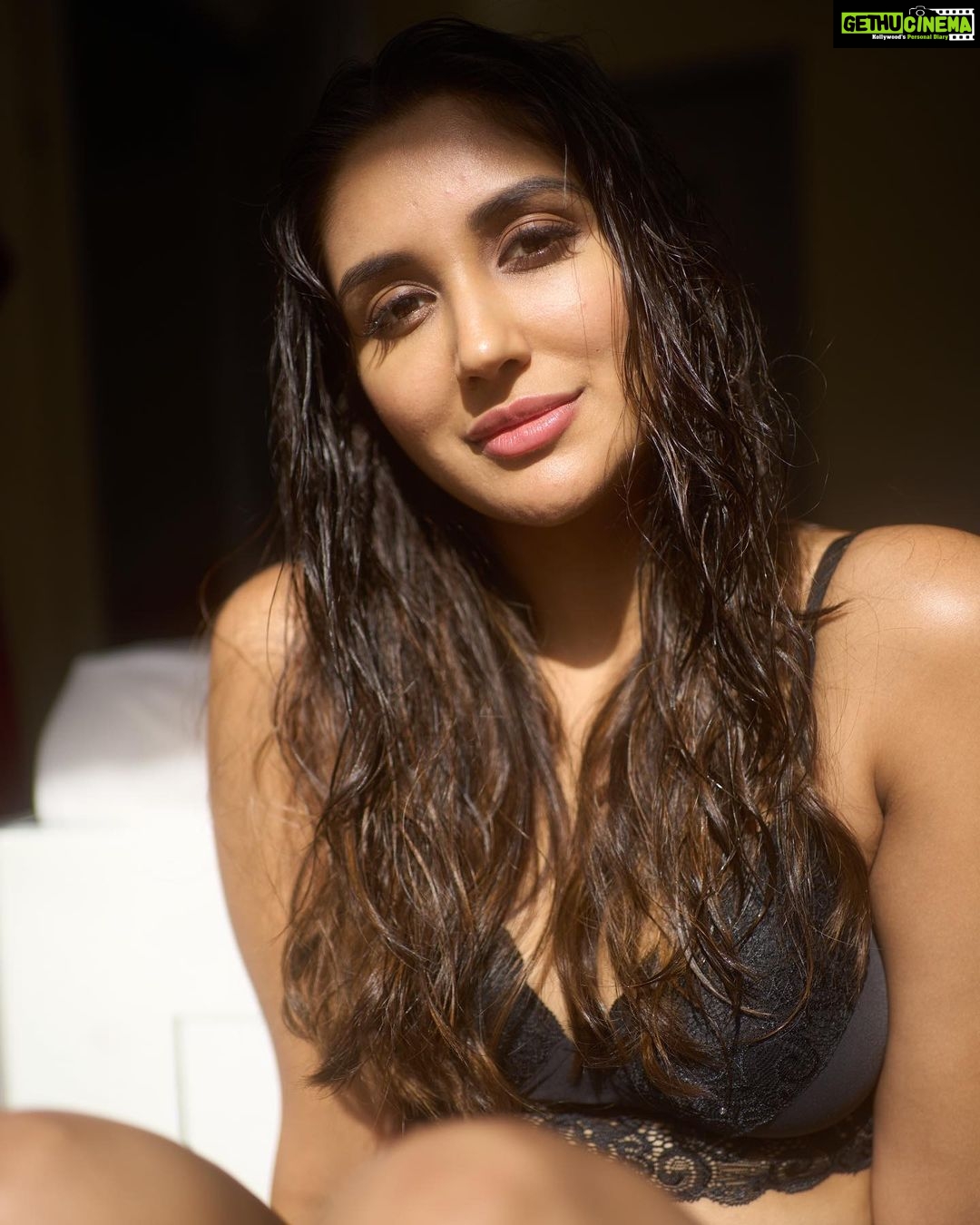 1080px x 1350px - Actress Nikita Dutta HD Photos and Wallpapers July 2023 - Gethu Cinema