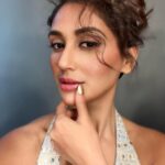 Nikita Dutta Instagram - A morning prayer ladies: May the wings of our eyeliner always be perfect. Amen 😇🫶🙏