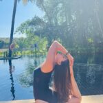 Nikita Dutta Instagram - Soak-stretch-dip-repeat. ☀️🖤 . . . Wearing: @angelcroshet_swimwear