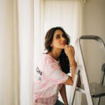 Nikita Dutta Instagram - Still moving with love, just practising more discernment 🩷🤍🩵 . . . . . 📸: @bharat_rawail HMU: @dellsi.mody @hairstylebysudha Styled by @jinalpnagda Bling @also.in